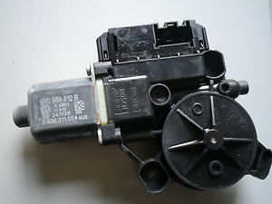 Cam Motoru Arka Sağ - Volkswagen  - Polo Hb 2010 -2012